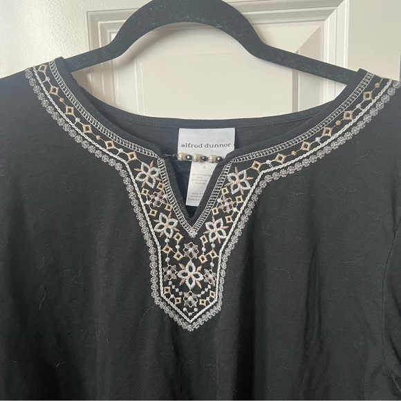 Alfred Dunner Black Embroidered Blouse - Picture 4 of 8